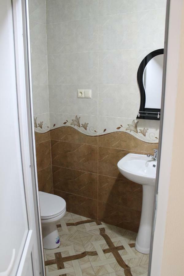 Kukaracha Hotel Ureki Kültér fotó