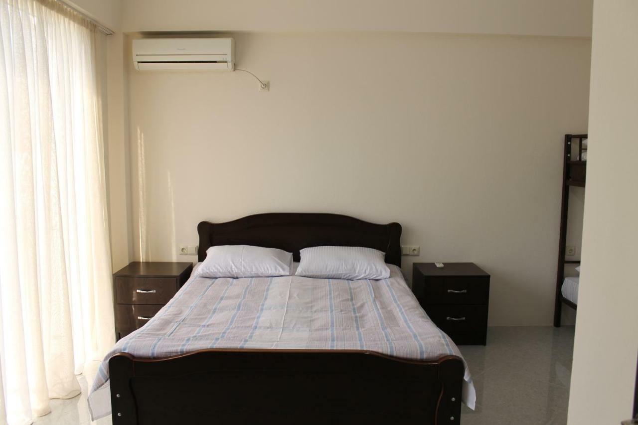Kukaracha Hotel Ureki Kültér fotó